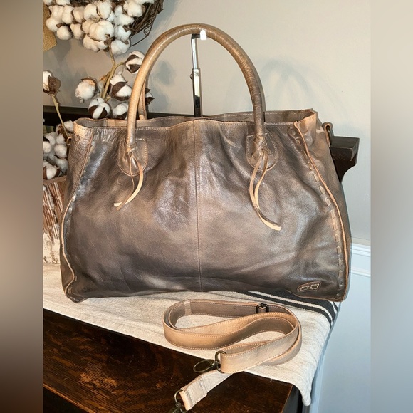 Bed Stu Handbags - NWOT Bed Stu Leather Rockaway Shoulder Bag Crossbody Tote Taupe Driftwood $345